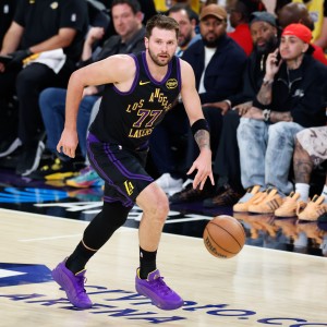 东契奇成为本赛季第13位单场50+球员 约基奇2次&amp;掘金3人均为最多